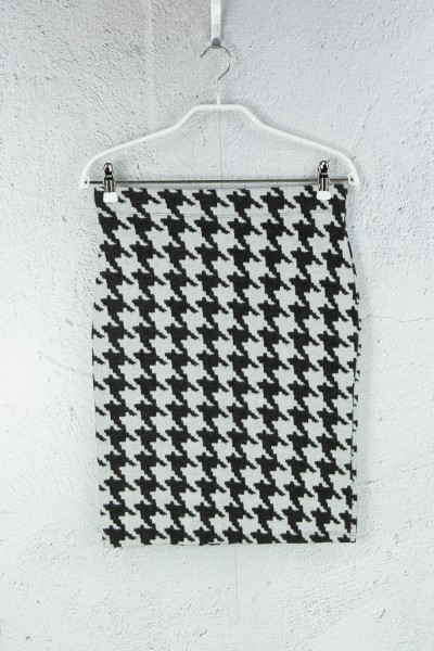 Anna Field - Rock - Gemustert